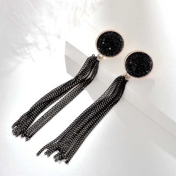 Jewelry - black crushed crystal gold earrings